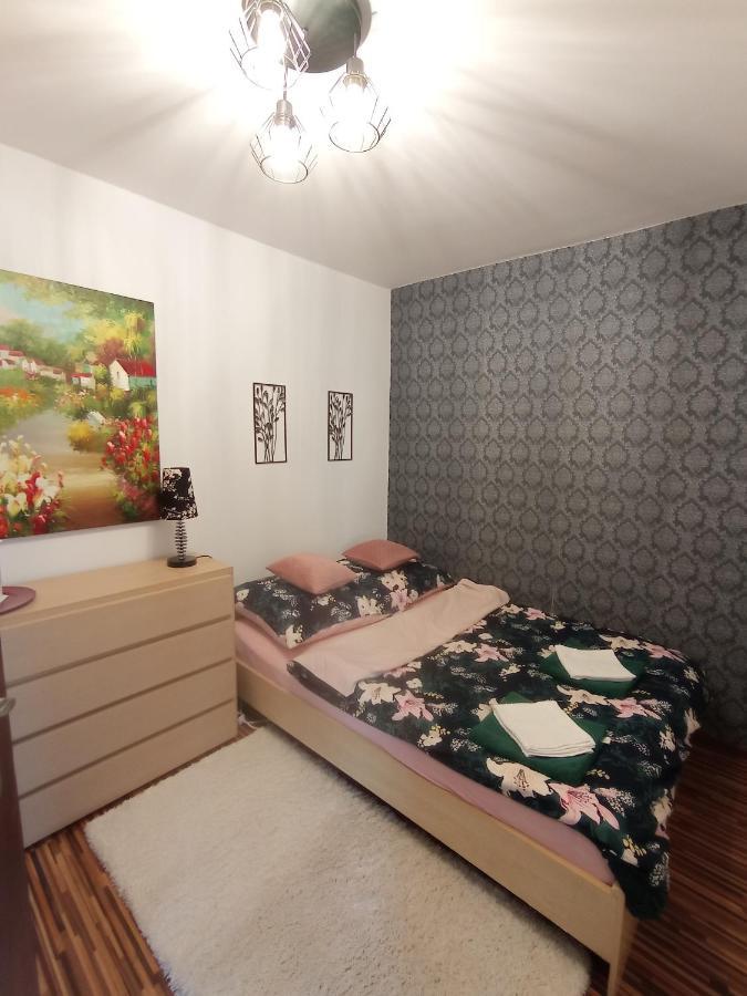 Mk Apartament III Жешов Екстериор снимка
